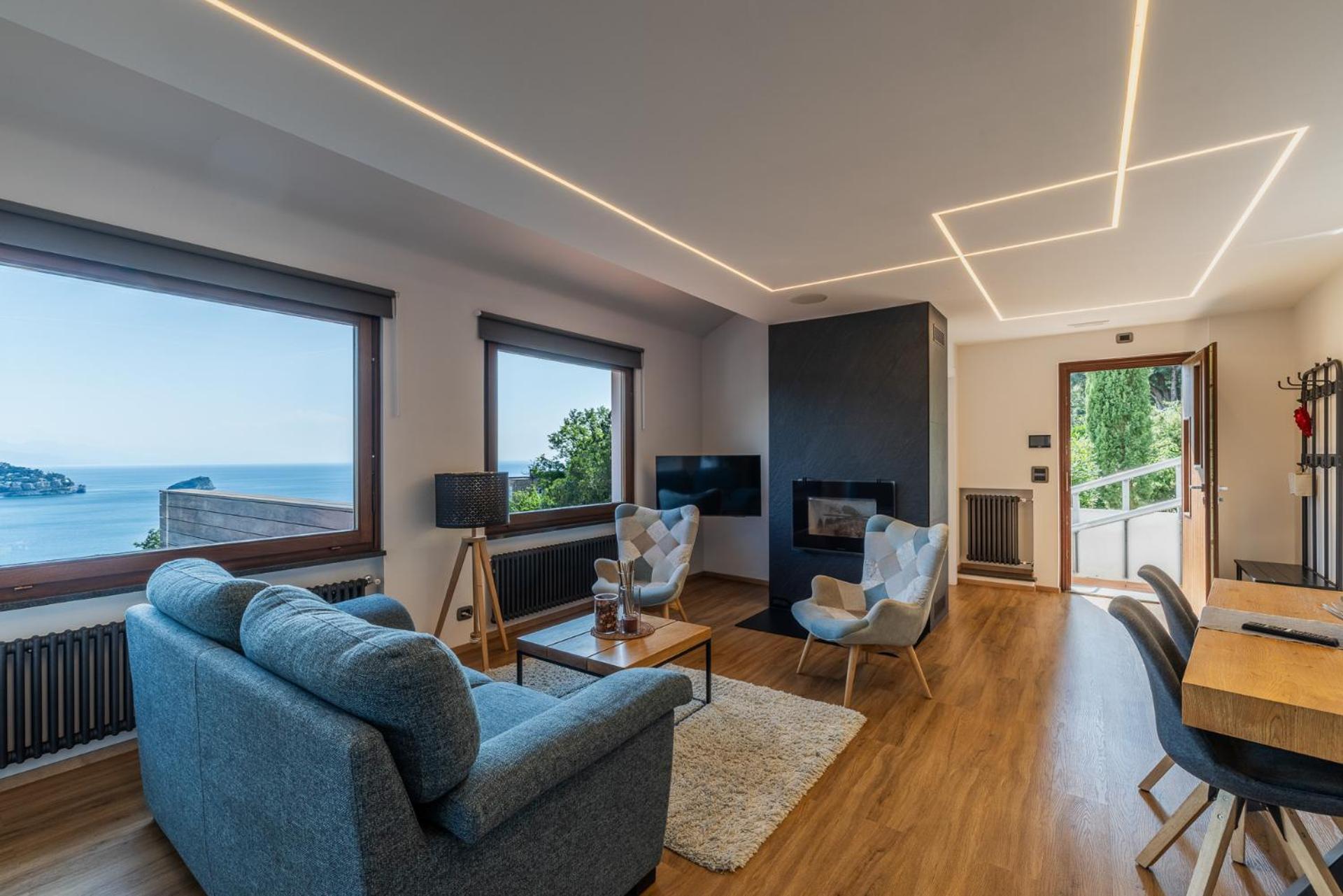 Spettacolare Vista Isola Terrazza E Idromassaggio Villa Ноли Екстериор снимка